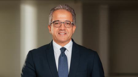 UNESCO : la Slovaquie mise sur Khaled El-Enany, candidat aux 50 pays dans les jambes

