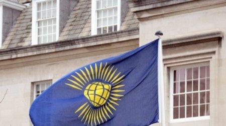Gabon : Le Commonwealth lève partiellement sa suspension et salue le retour à l’ordre constitutionnel
