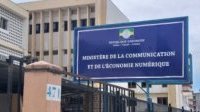 Presse libre au Gabon mais communicateurs en captivité sociale et psychologique !
