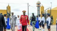 Brice Oligui Nguema rend hommage à Léon Mba, père de la nation
