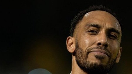 Aubameyang toujours très courtisé : Al-Ettifaq entre en lice

