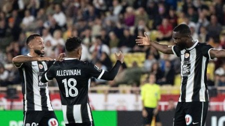 Ligue 1 : Le SCO d’Angers d’Allevinah et Ekomie s’incline en fin de match face à Monaco
