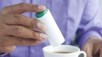 Edulcorant : l’aspartame est « peut-être » cancérogène, selon une 1ère évaluation de l’OMS
