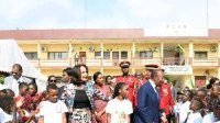 Arbre de noël&nbsp;: Ali Bongo et sa femme offrent des cadeaux aux enfants de militaires

