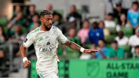 MLS All Star Game : Denis Bouanga encore décisif
