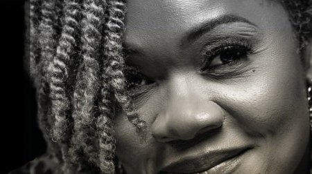 Nadège Mbadou en concert intimiste ce vendredi au Grand Lounge
