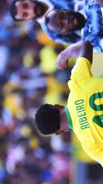 Ligue des champions CAF : Mamelodi Sundowns et Pyramids FC dos à dos, le suspense reste entier
