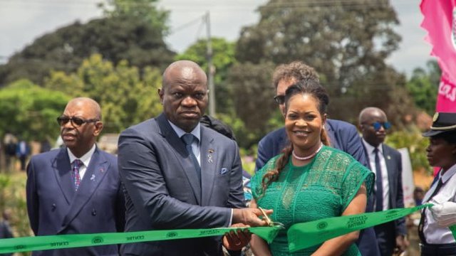 Essassa : la première dame du Gabon lance un centre d’accueil pour enfants vulnérables
