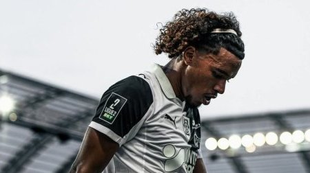 Ligue 2&nbsp;: le Gabonais Teddy Averlant offre la victoire à Amiens au bout du suspense
