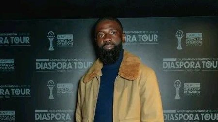 CAF Diaspora Tour : Bruno Ecuele Manga accueille le trophée à Paris
