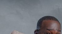 Defunzu transforme l’Ambassade en temple du rire&nbsp;: inauguration le 17 août à Ambowè
