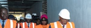 Akure-Davain inspecte l’ENM et le chantier de l’annexe du tribunal de Libreville
