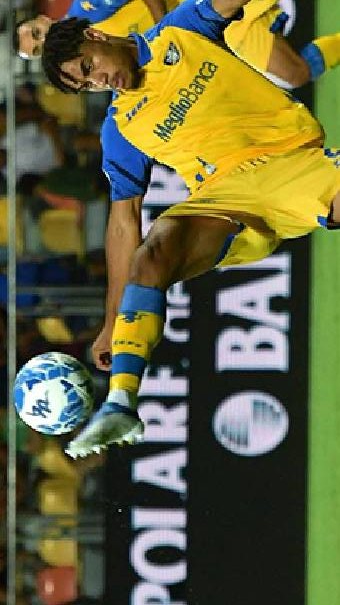 Serie B&nbsp;: Anthony Oyono décisif, Frosinone arrache un nul spectaculaire face à Catanzaro
