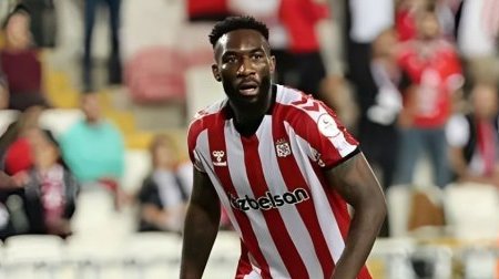 Turquie : premiers pas réussis pour Aaron Appindangoyé sous les couleurs de Sivasspor

