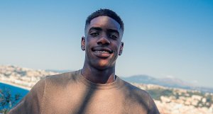 Mercato&nbsp;: Junior Mandza signe pro à l’OGC Nice, le Gabon tient une pépite à suivre
