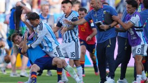 Mondial 2026&nbsp;: Paredes prend dix matchs, la FIFA frappe lourdement l’Argentine