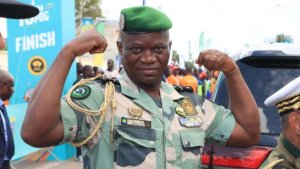 Brice Oligui Nguema promet de ne pas toucher à son salaire de plusieurs centaines de millions par mois