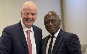FIFA&nbsp;: Pierre-Alain Mounguengui affiche son soutien à Gianni Infantino pour 2027