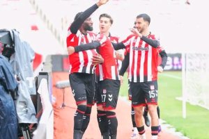Turquie&nbsp;: Aaron Appindangoyé sauve Sivasspor d’une déroute face à Iğdır