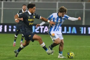 Serie B&nbsp;: Frosinone domine Pescara grâce à Anthony Oyono
