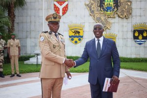 Oligui Nguema remet le rapport du Dialogue National Inclusif et installe les comités de suivi