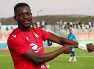 Ligue 1 Mobilis&nbsp;: inarrêtable, Randy Essang Matouti frappe encore et porte l’USM Khenchela